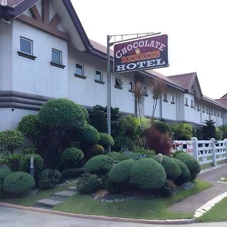 Chocolate And Berries Hotel Baliuag Bagian luar foto